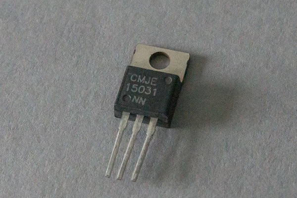 Transistor MJE 15031